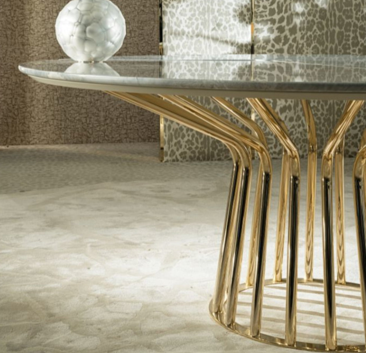 H.O.AK Baobab Dining Table